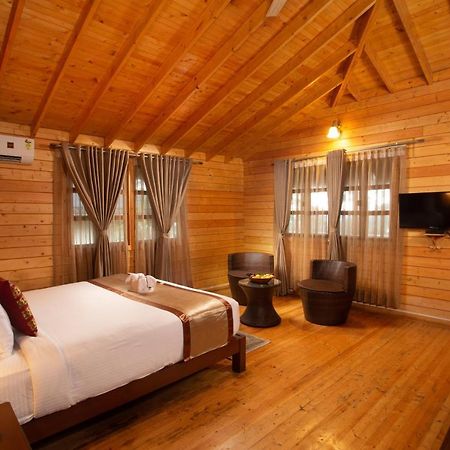 The Porcupine Castle Resort Мадикери Екстериор снимка
